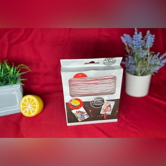 20 NEW! Red LED Light Strand & 20 Red Clips - 90” Strand Mellannco - Picture 2 of 7